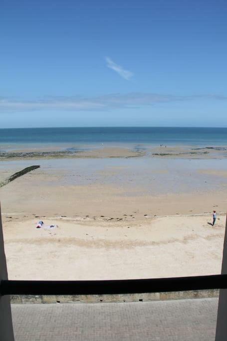 On The Saint-Aubin-Sur-Mer (Calvados)