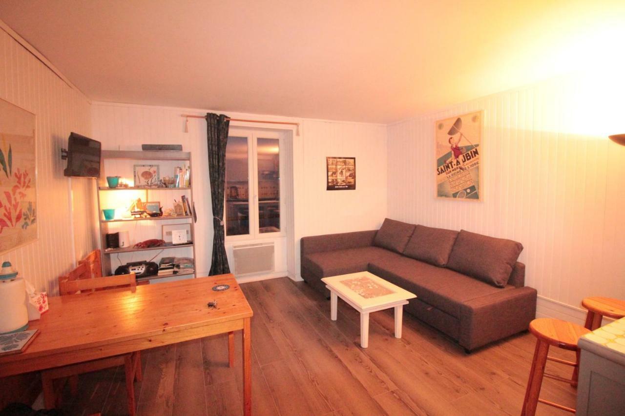 Apartment On The Saint-Aubin-Sur-Mer (Calvados)
